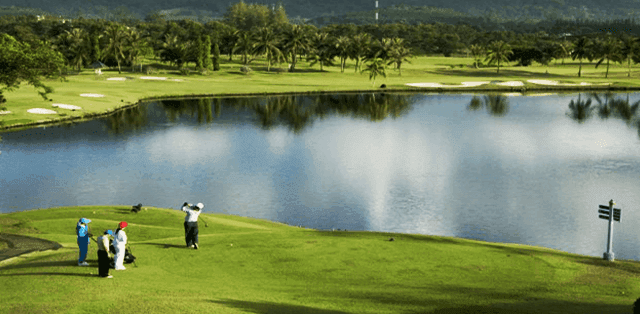Phuket Country Club (Old Course) fairway and green - golf course Thailand