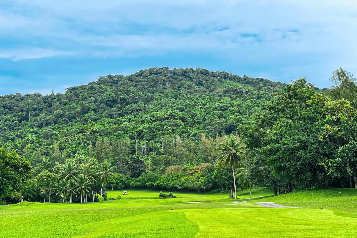 TREASURE HILL GOLF CLUB