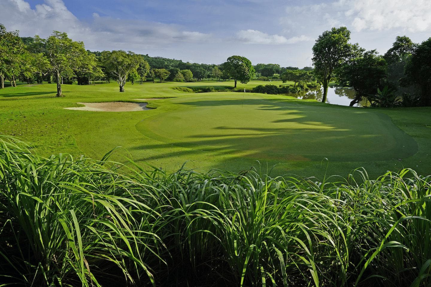 Blue Canyon Country Club (Lake Course) course scenery - book golf tee time Thailand