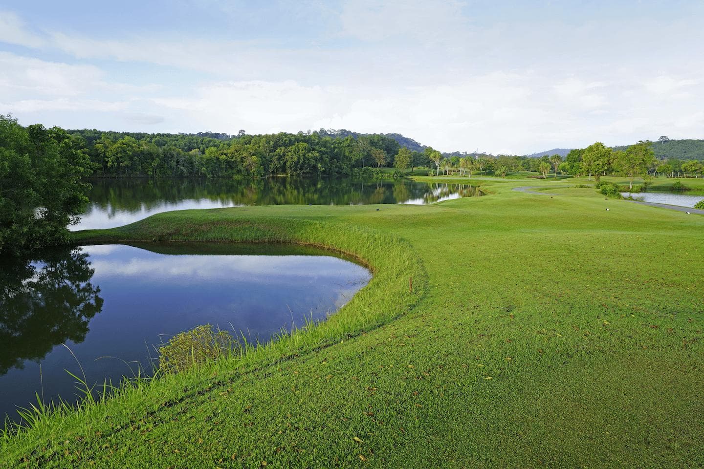 Blue Canyon Country Club (Lake Course) fairway and green - golf course Thailand