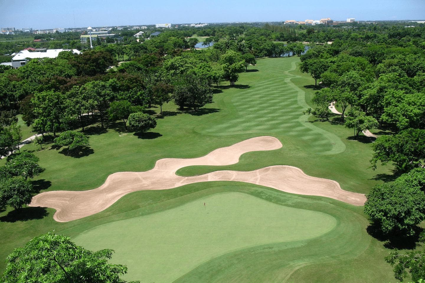 The Rg Salaya Golf Resort clubhouse and facilities - Thailand golf