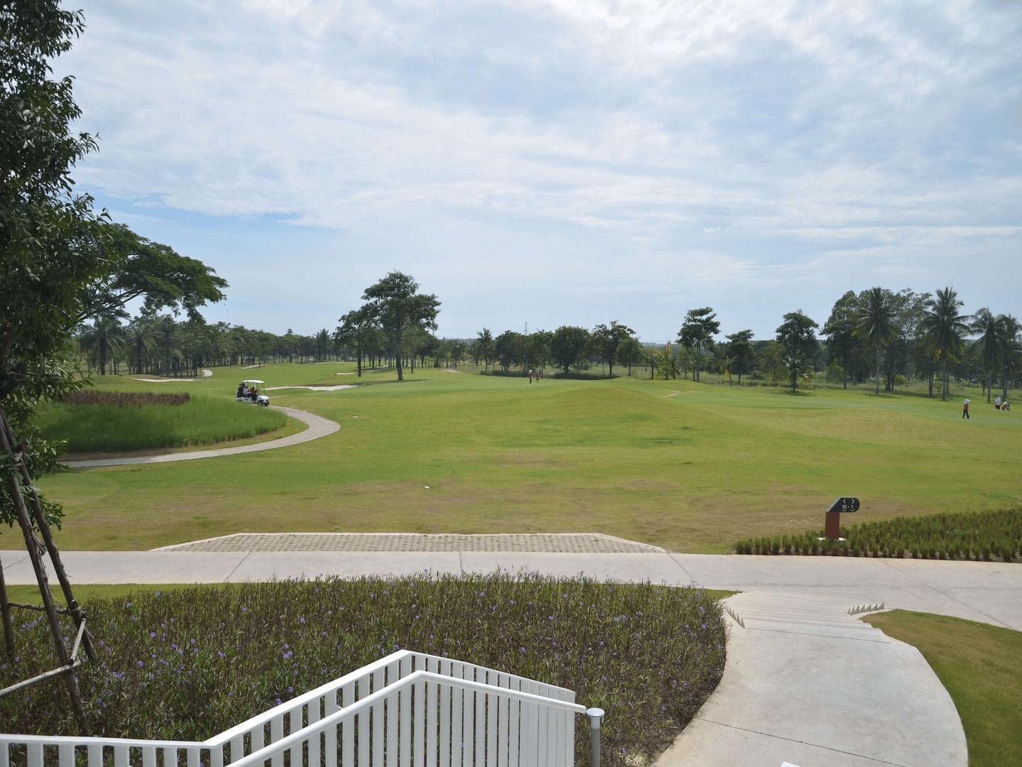 Pattaya Country Club course scenery - book golf tee time Thailand