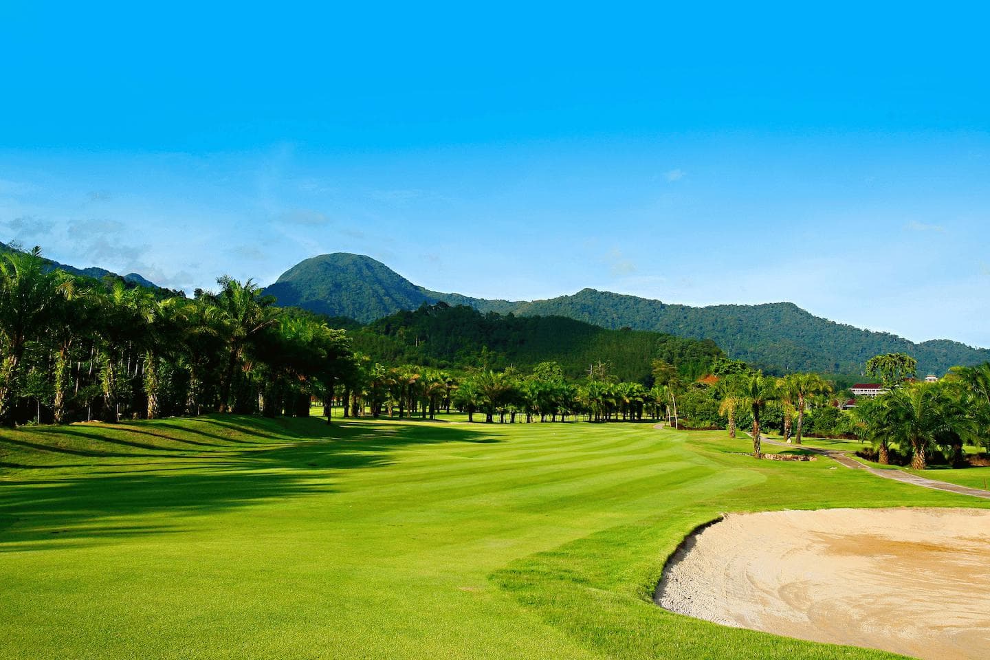 Katathong Golf Resort & Spa clubhouse and facilities - Thailand golf