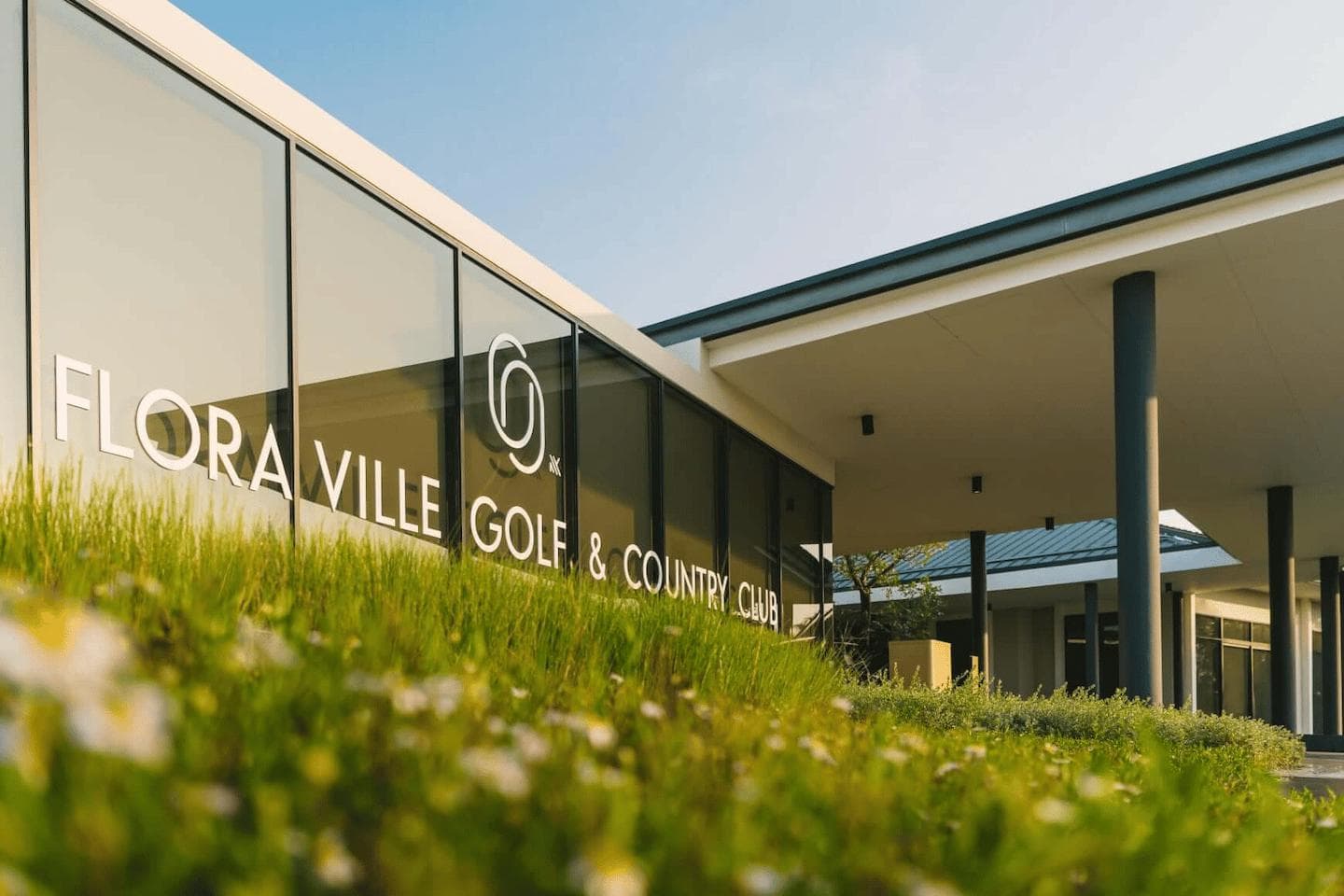 Flora Ville Golf & Country Club course scenery - book golf tee time Thailand