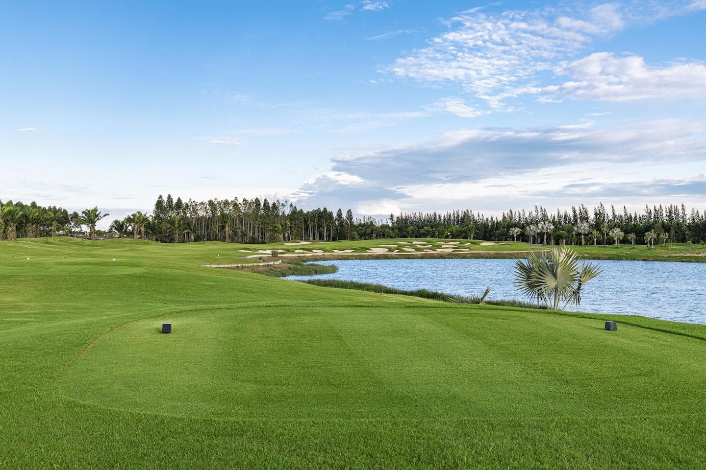 Artitaya Chiang Mai Golf Resort course scenery - book golf tee time Thailand