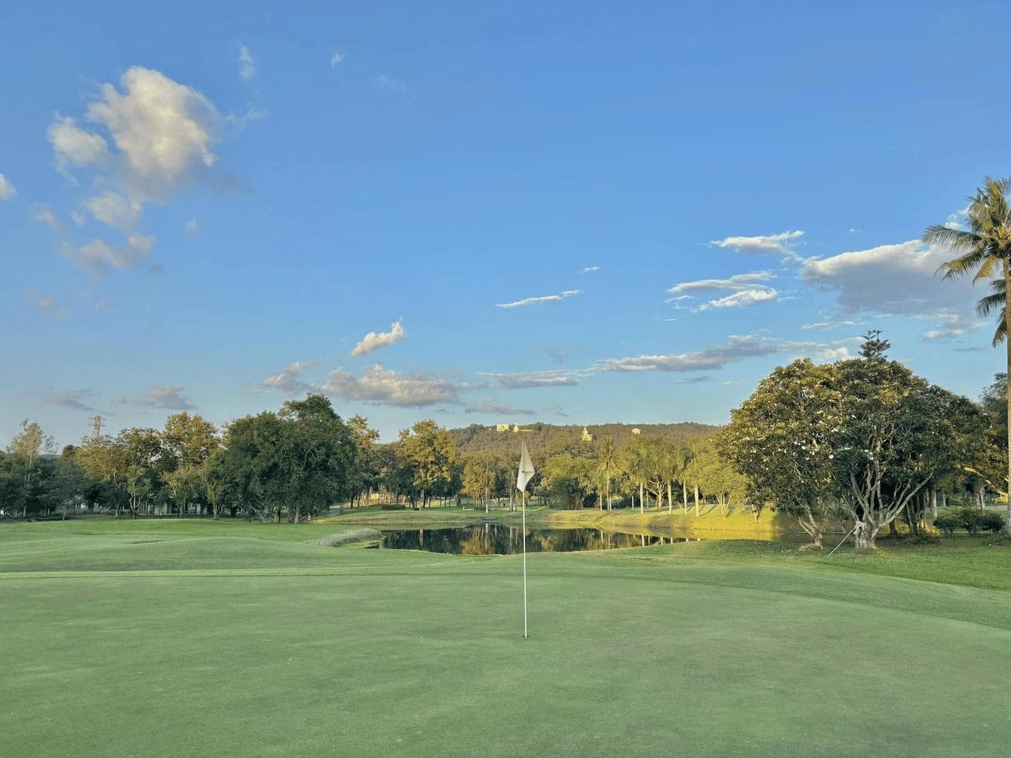 The Royal Chiangmai Golf Resort clubhouse and facilities - Thailand golf