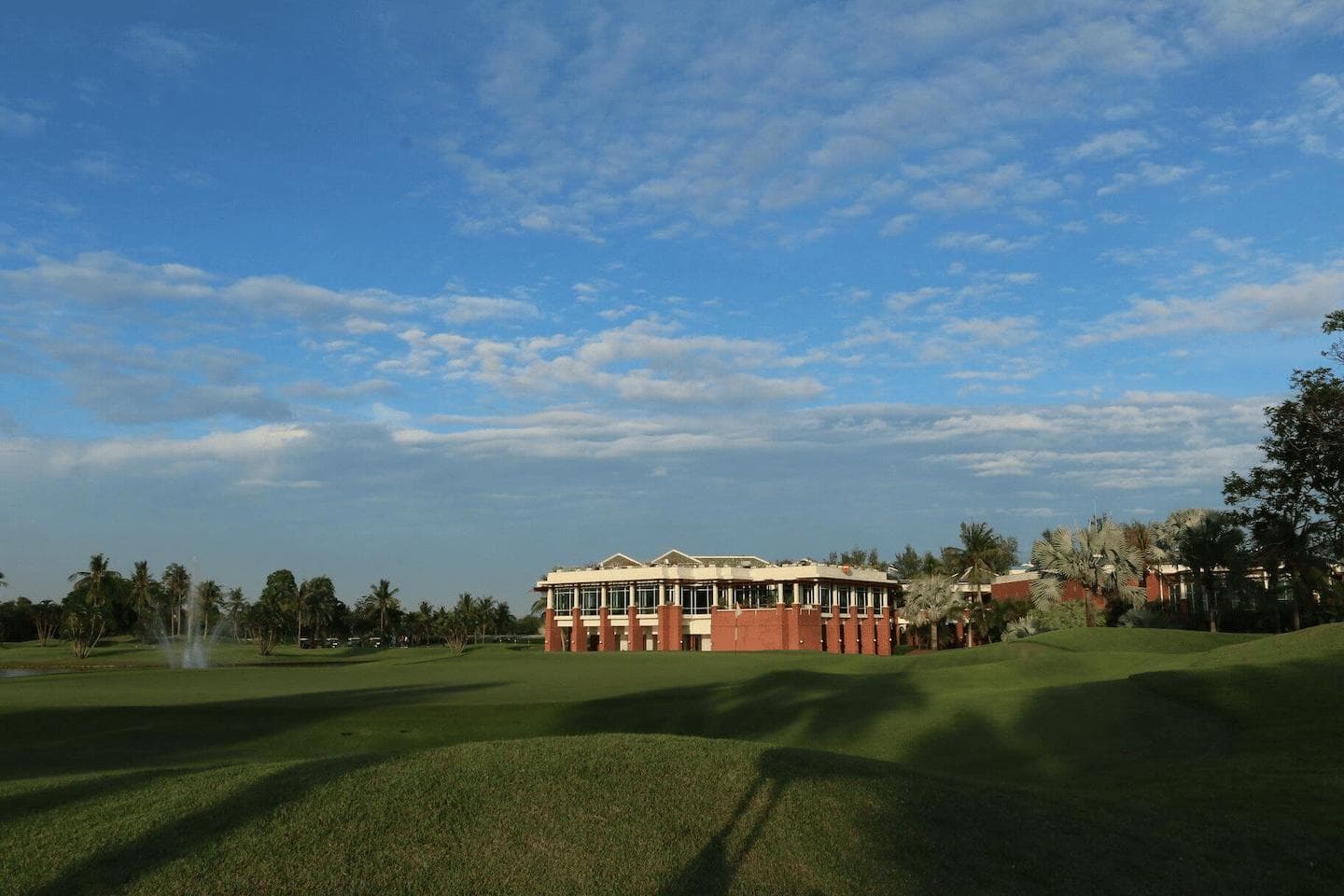 Thai Country Club clubhouse and facilities - Thailand golf