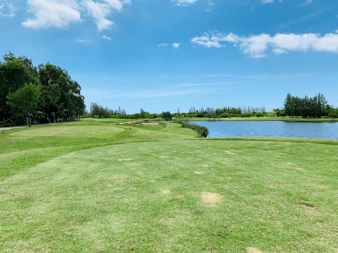 Best Ocean Golf Club course scenery - book golf tee time Thailand
