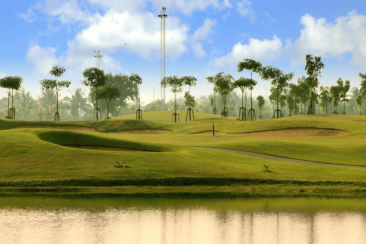 Rachakram Golf Club clubhouse and facilities - Thailand golf