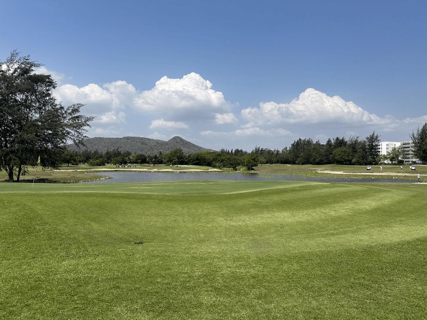 Seapine Golf Course clubhouse and facilities - Thailand golf