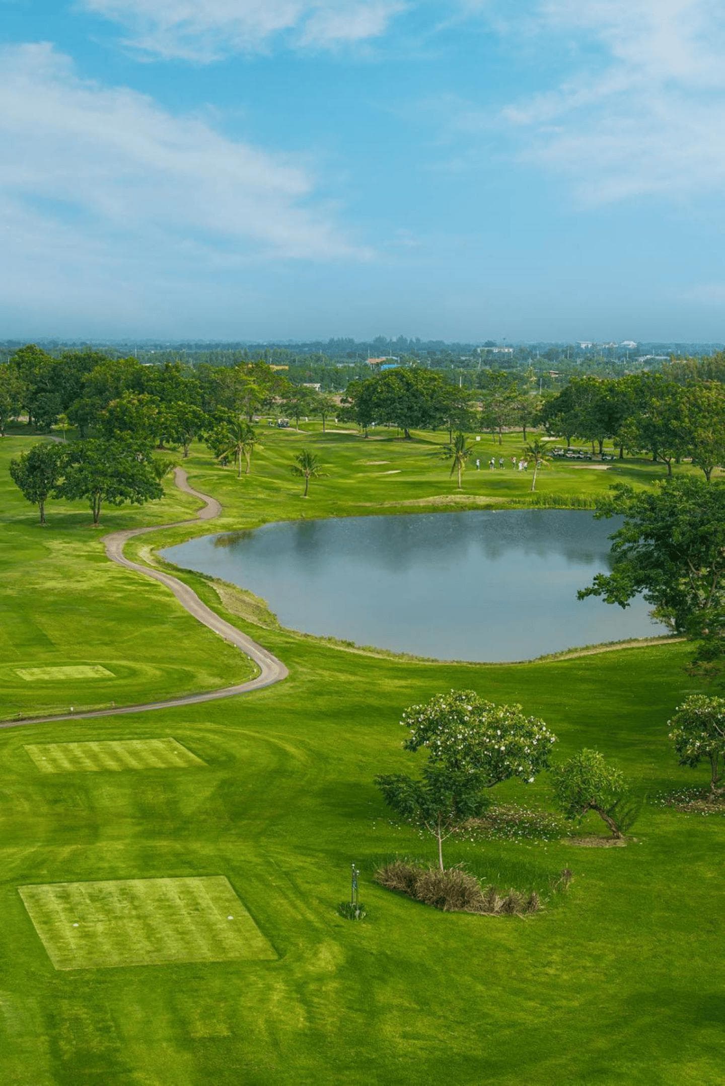 Uniland Golf & Country Club course scenery - book golf tee time Thailand