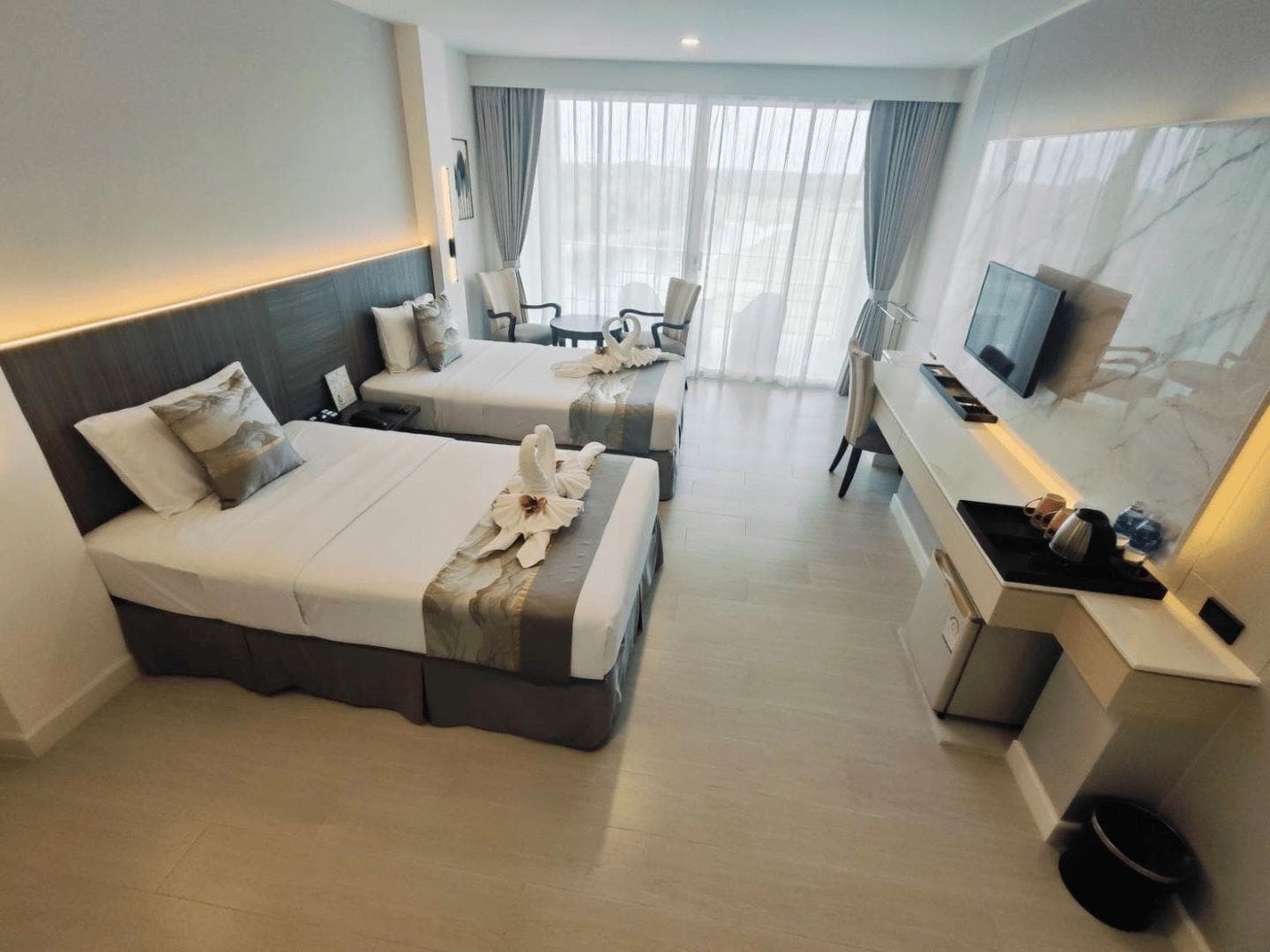 Uniland Golf & Country Club golf course gallery - Golfdigg Thailand
