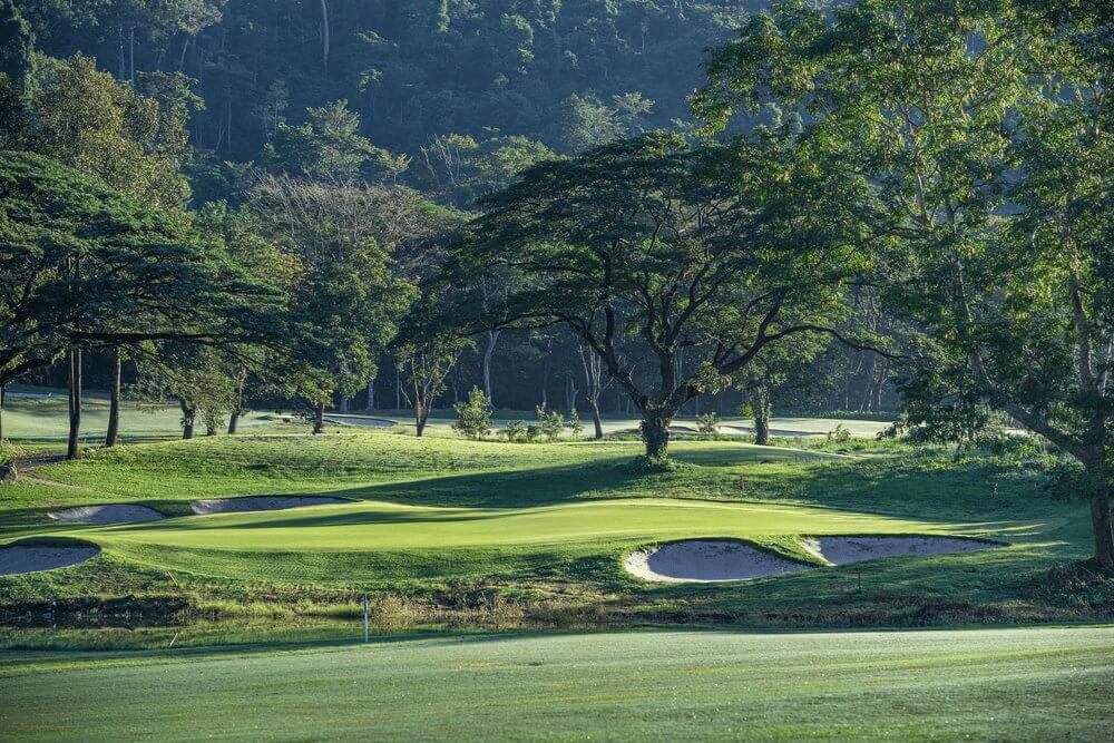 Enjoy golf experiences at [ONE DAY GOLF TRIP] : Bangkok ⇄ Royal hills golf resort (Nakorn Nayok)