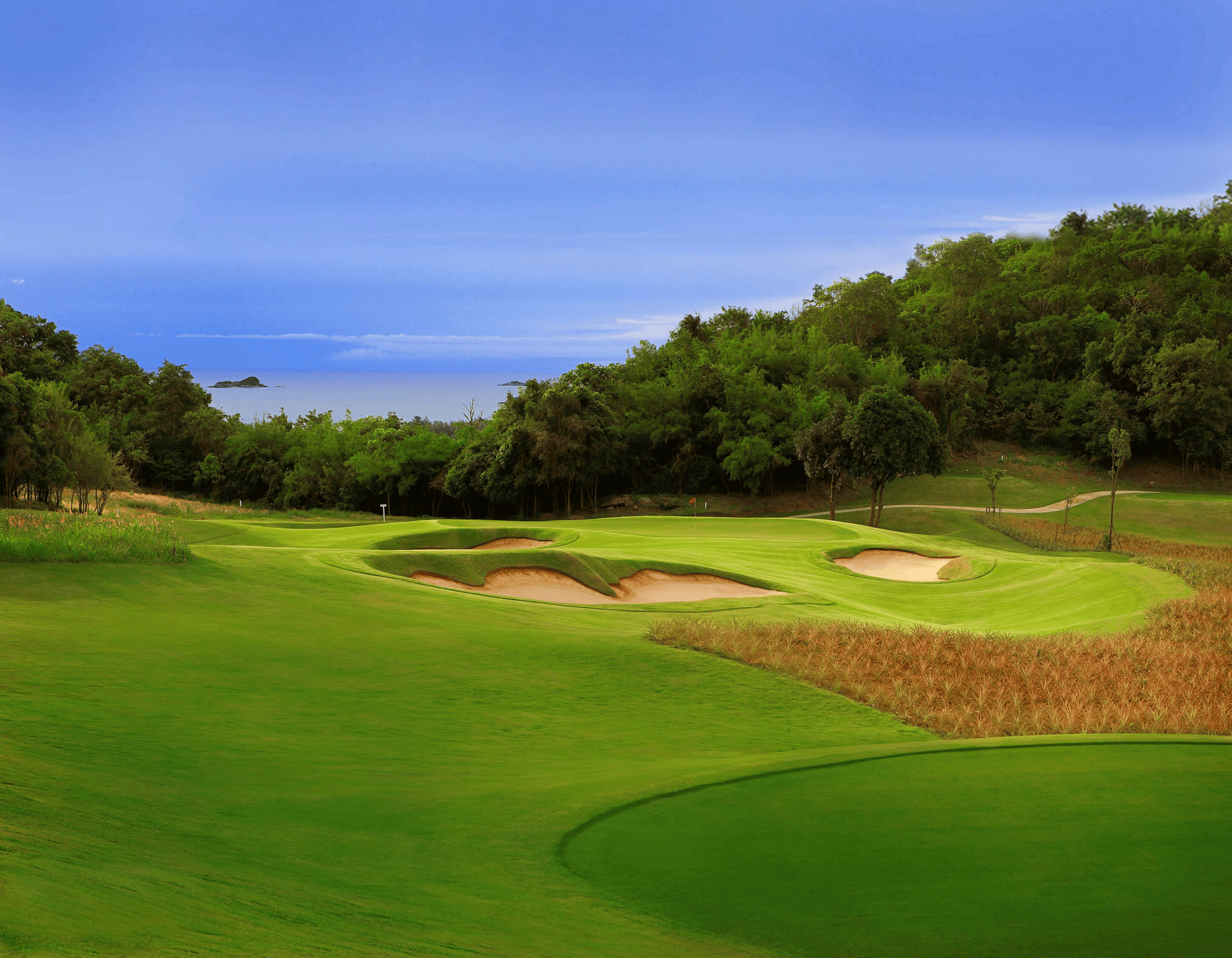 Enjoy golf experiences at HUA HIN 3D 2N x HILTON HUA HIN RESORT & SPA