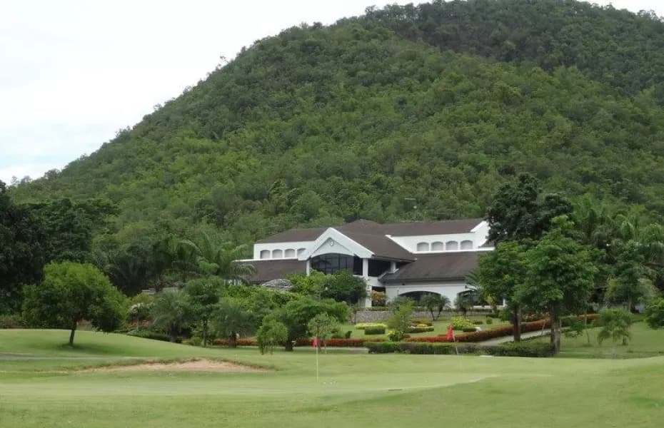 Evergreen Hills Golf Club & Resort course scenery - book golf tee time Thailand