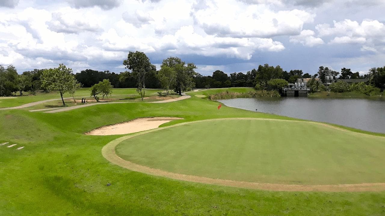 331 Golf Club fairway and green - golf course Thailand