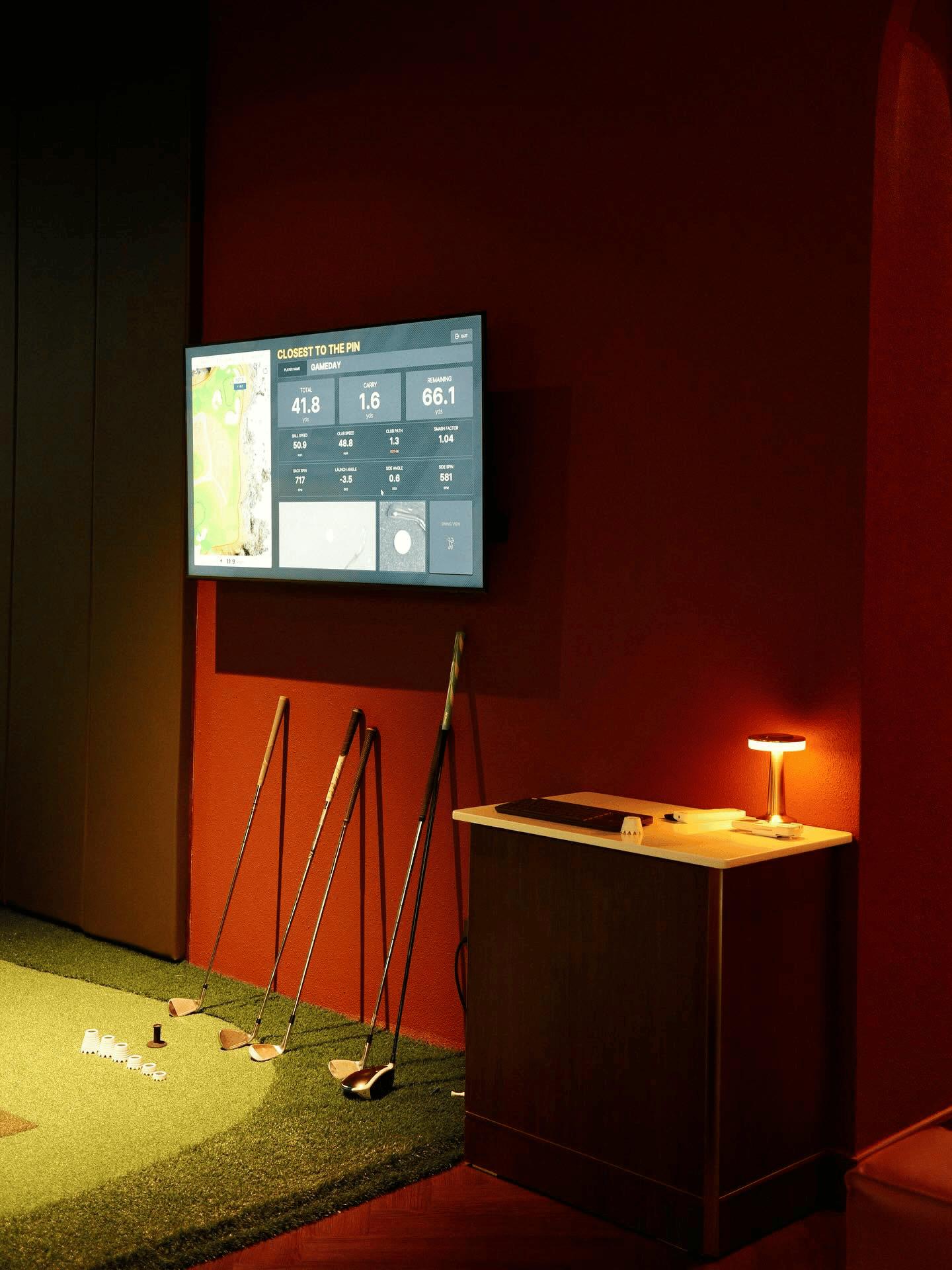 Enjoy golf experiences at Mayfair Golf Simulator