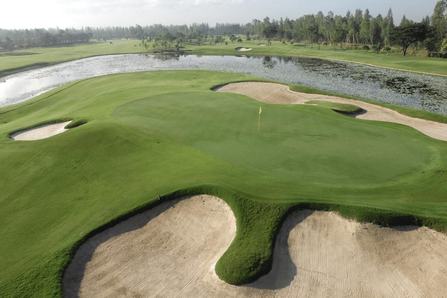 Muang Kaew Golf Club clubhouse and facilities - Thailand golf