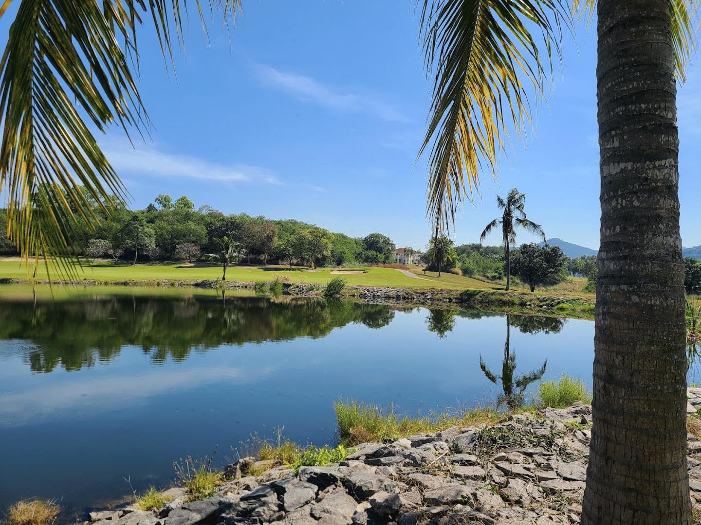 PATTAYA COUNTRY CLUB