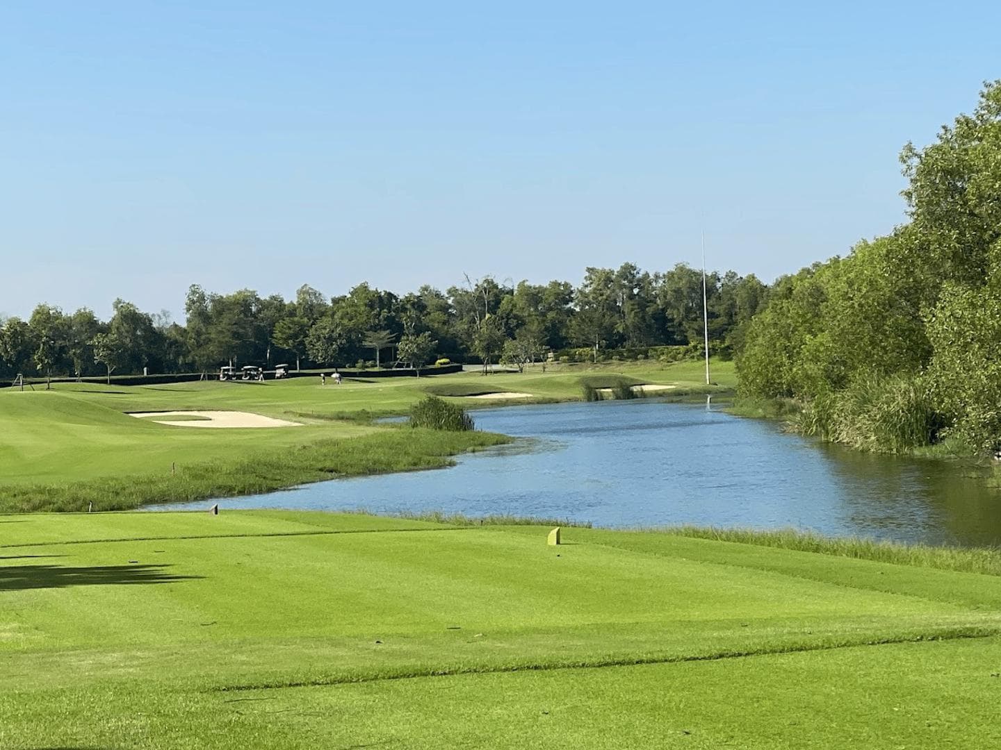 Legacy Golf Club Thailand fairway and green - golf course Thailand