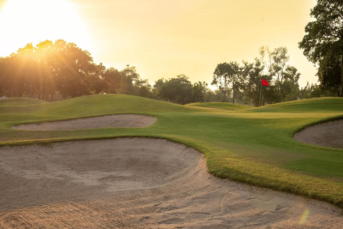 Greenwood Golf Club clubhouse and facilities - Thailand golf