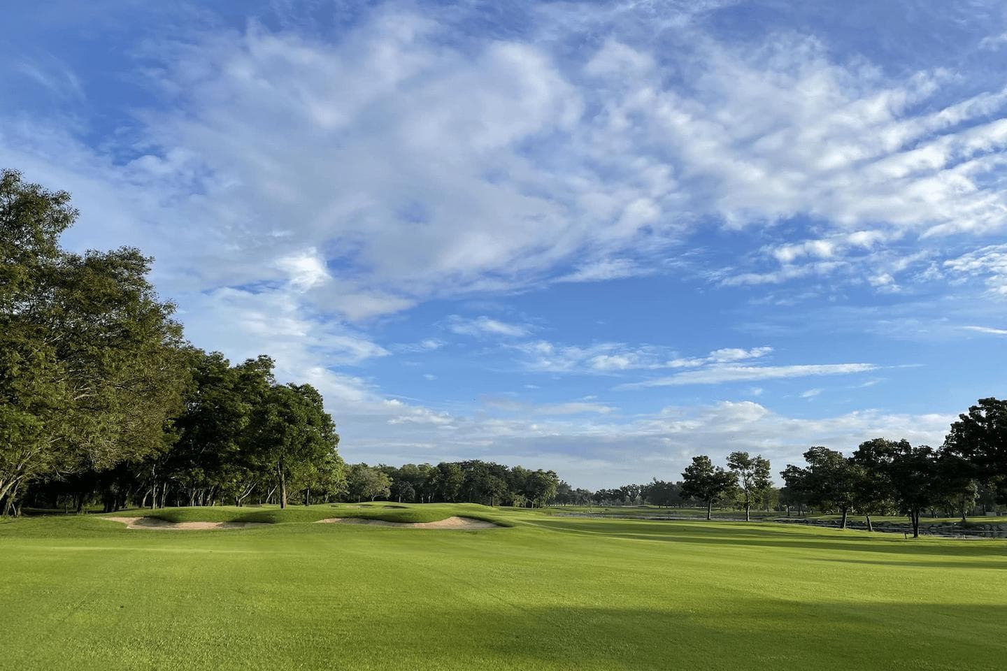 Lotus Valley Golf Resort fairway and green - golf course Thailand