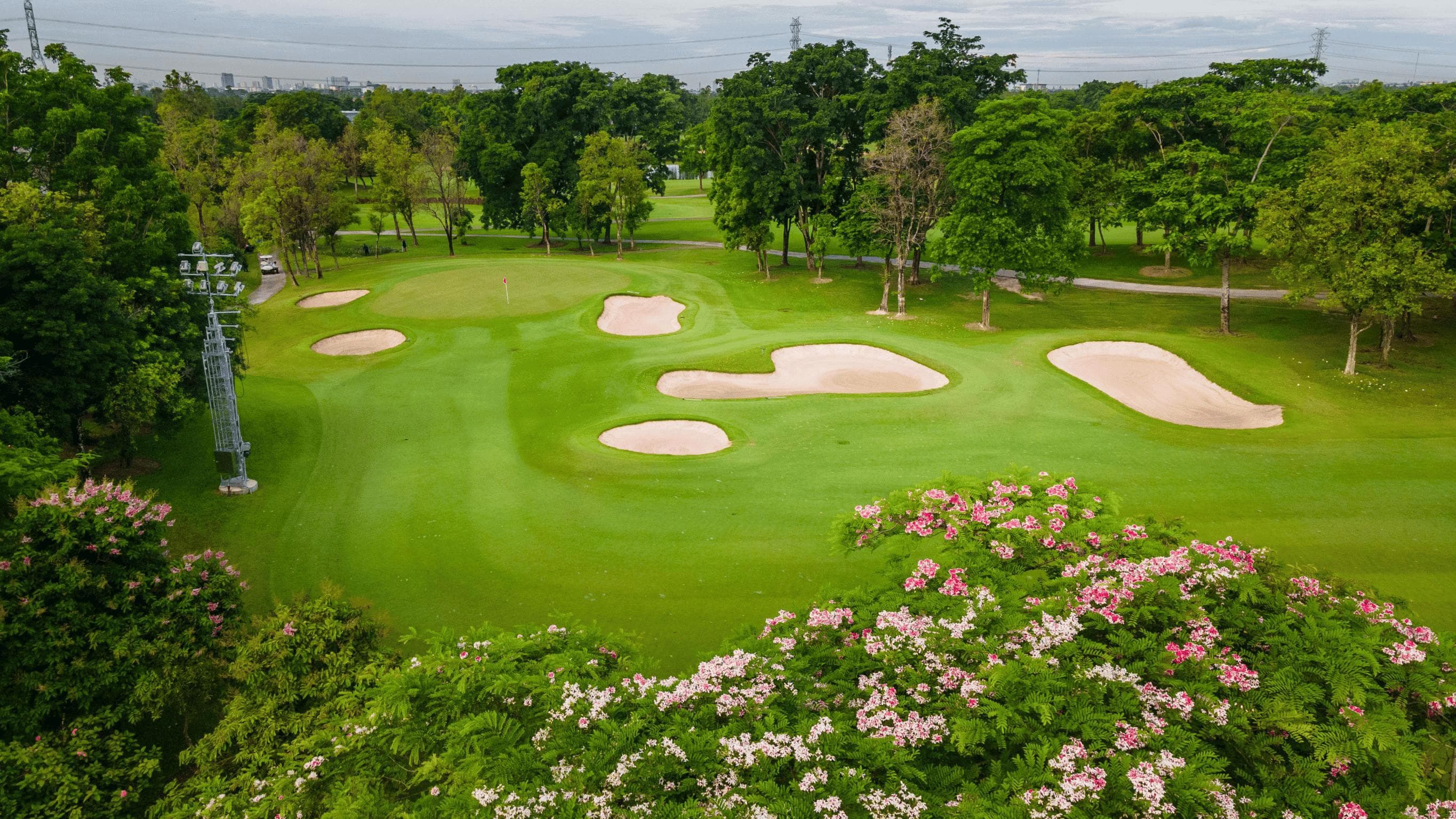 Flora Ville Golf & Country Club golf course, Bang Khu Wat - Pathumthani