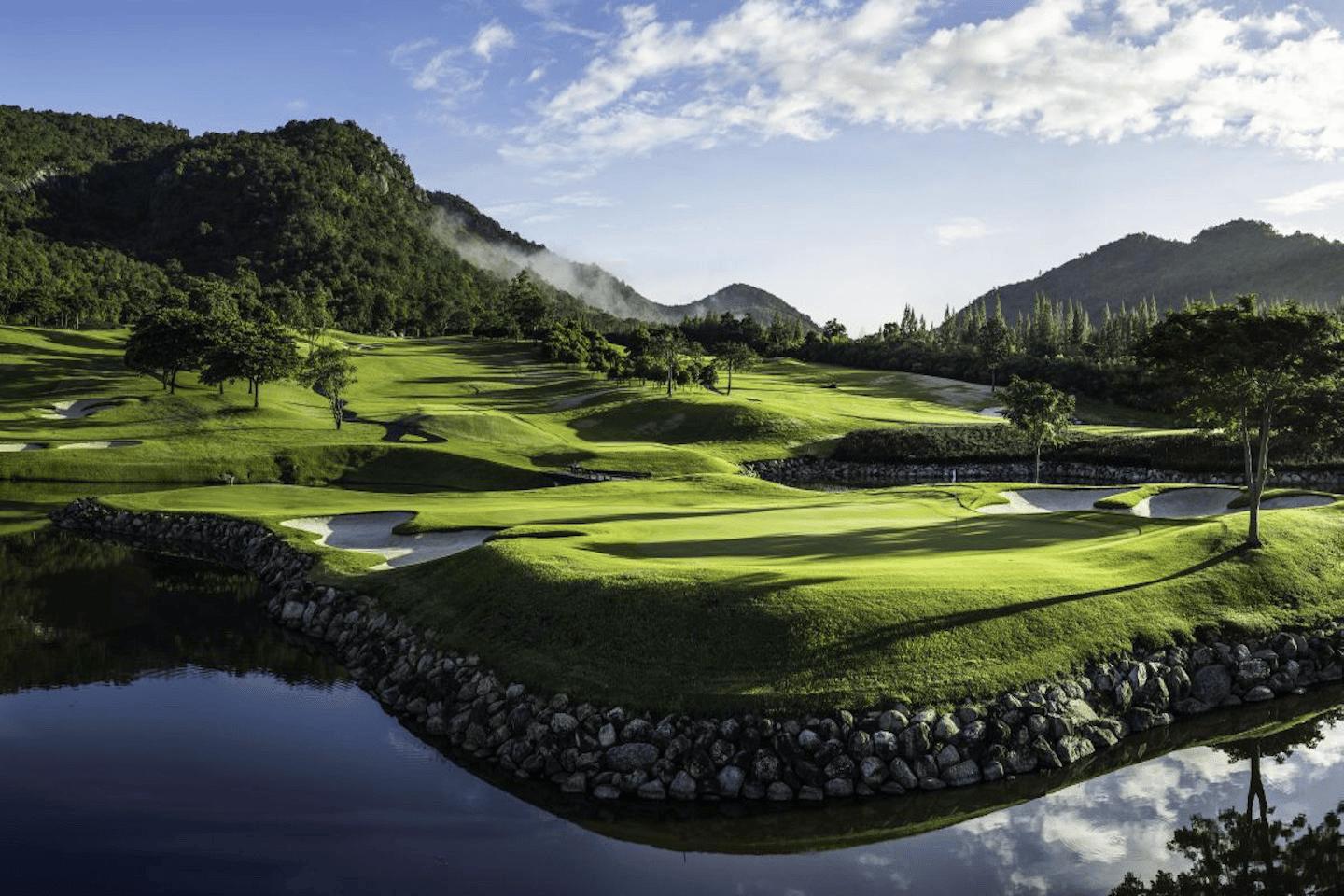 Explore golfing at HUA HIN 3D 2N x HILTON HUA HIN RESORT & SPA